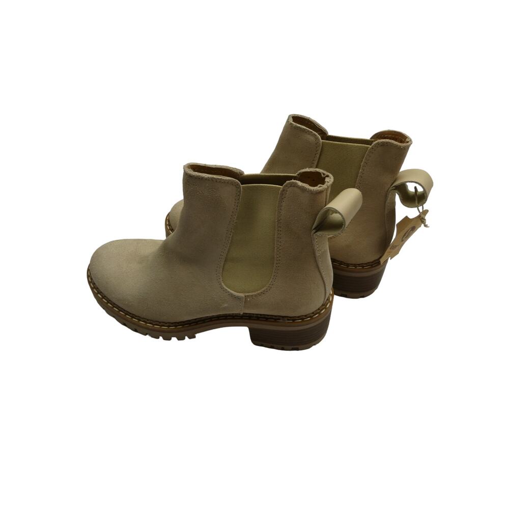 BERTUCHI Lug Sole Chelsea Suede Boots, cream, size: 6.5
